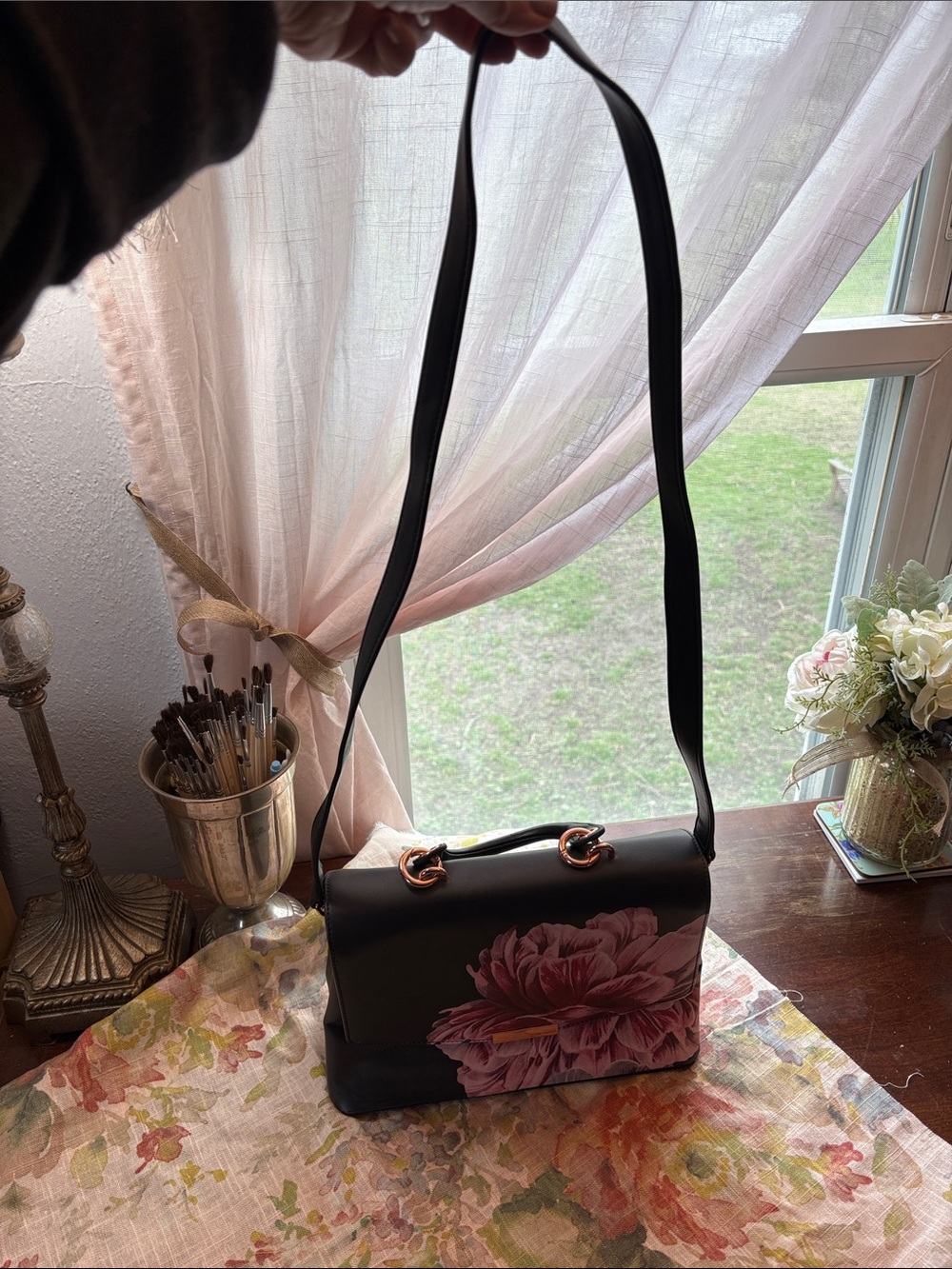 Ted Baker Black Satchel with Pink Floral Print and Rose Gold Hardware like new - Picture 11 of 13